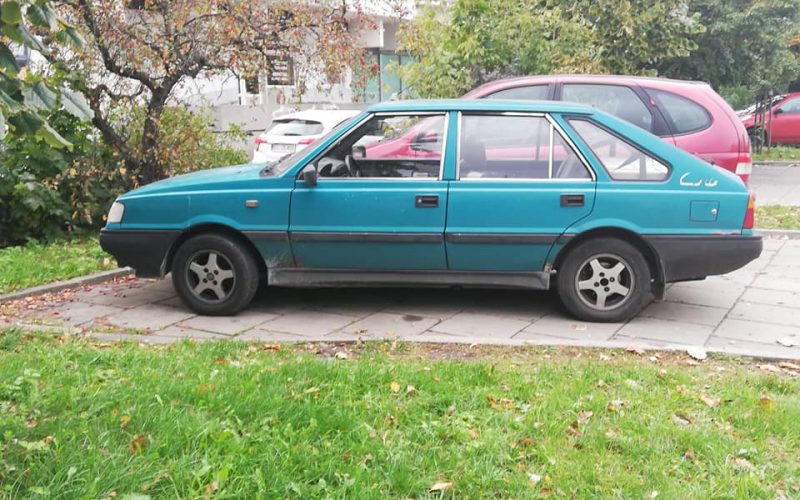 Автомобил ФСО Полонез