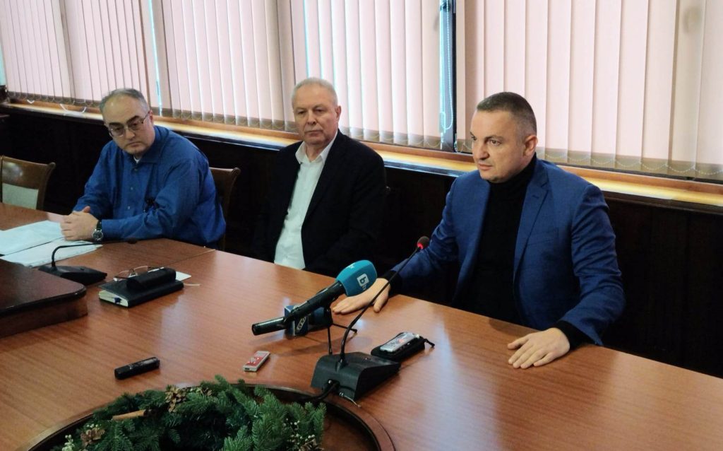 Иван Портних на брифинг в община Варна