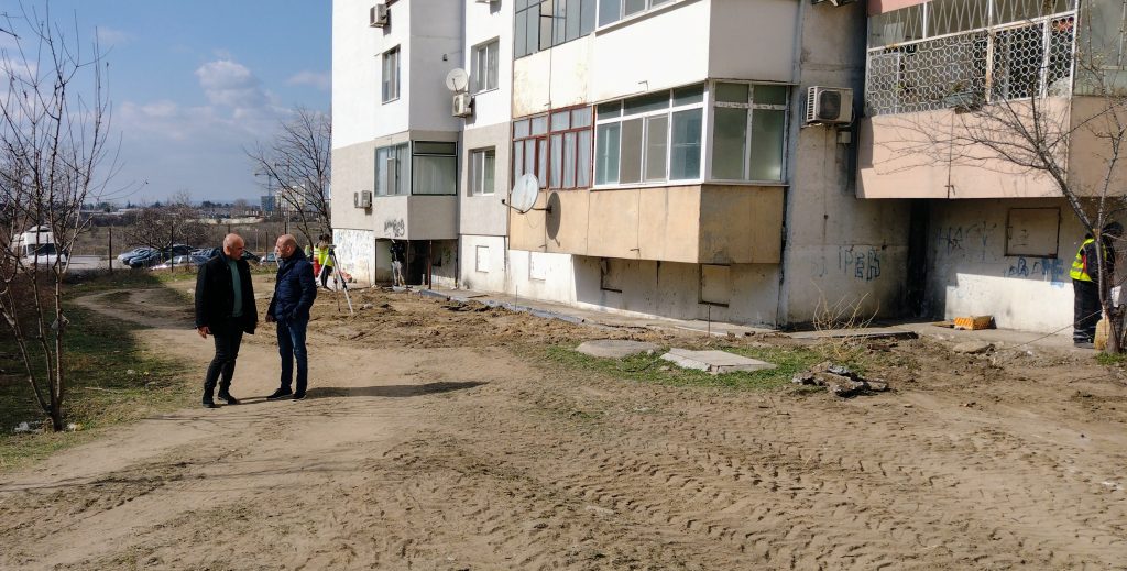 Стартира дългоочаквания втори етап от ремонта на "Кайсиева градина"