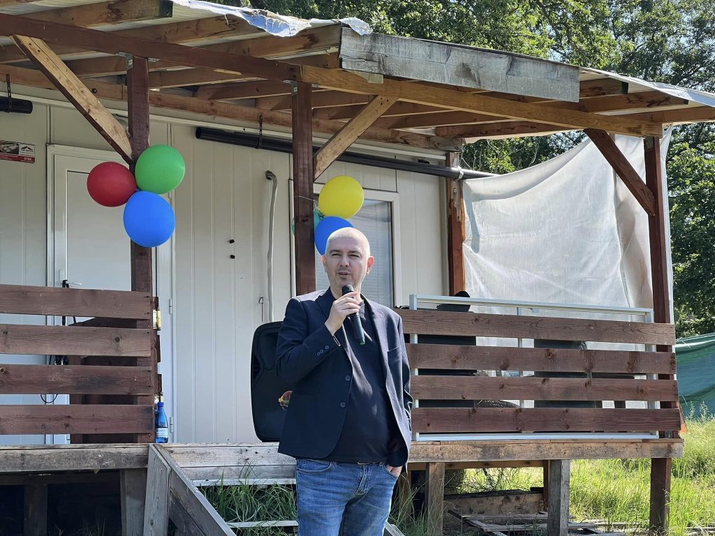 Емануил Манолов