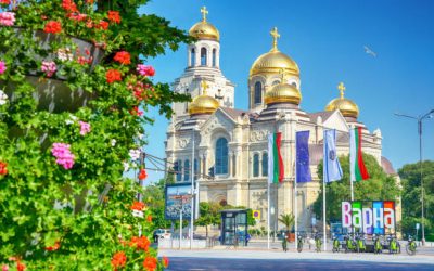 Катедрален храм "Св. Успение Богородично" във Варна.