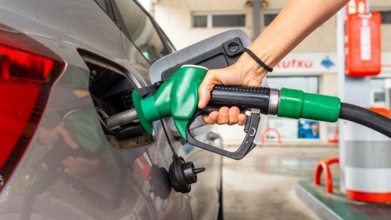 Бензиностанция.