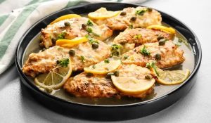 Пилешки медальони в маслен сос.