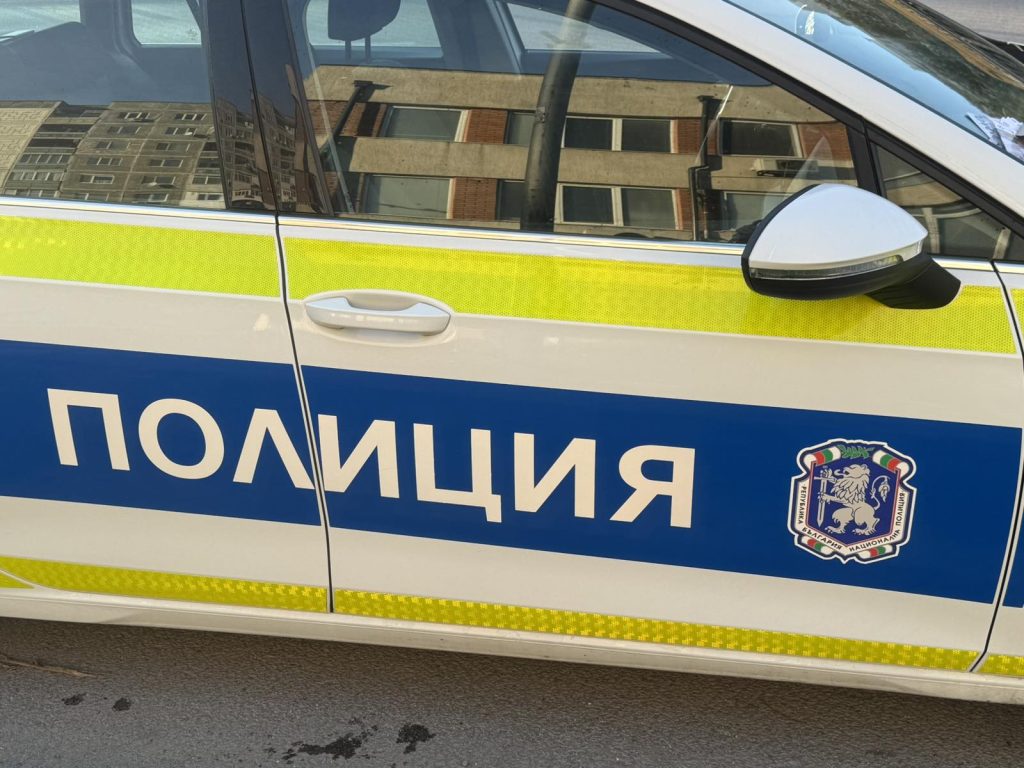 Кола на МВР.