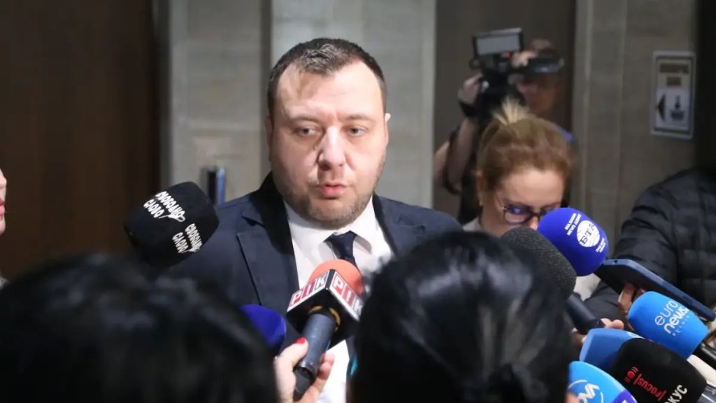 Петър Петров